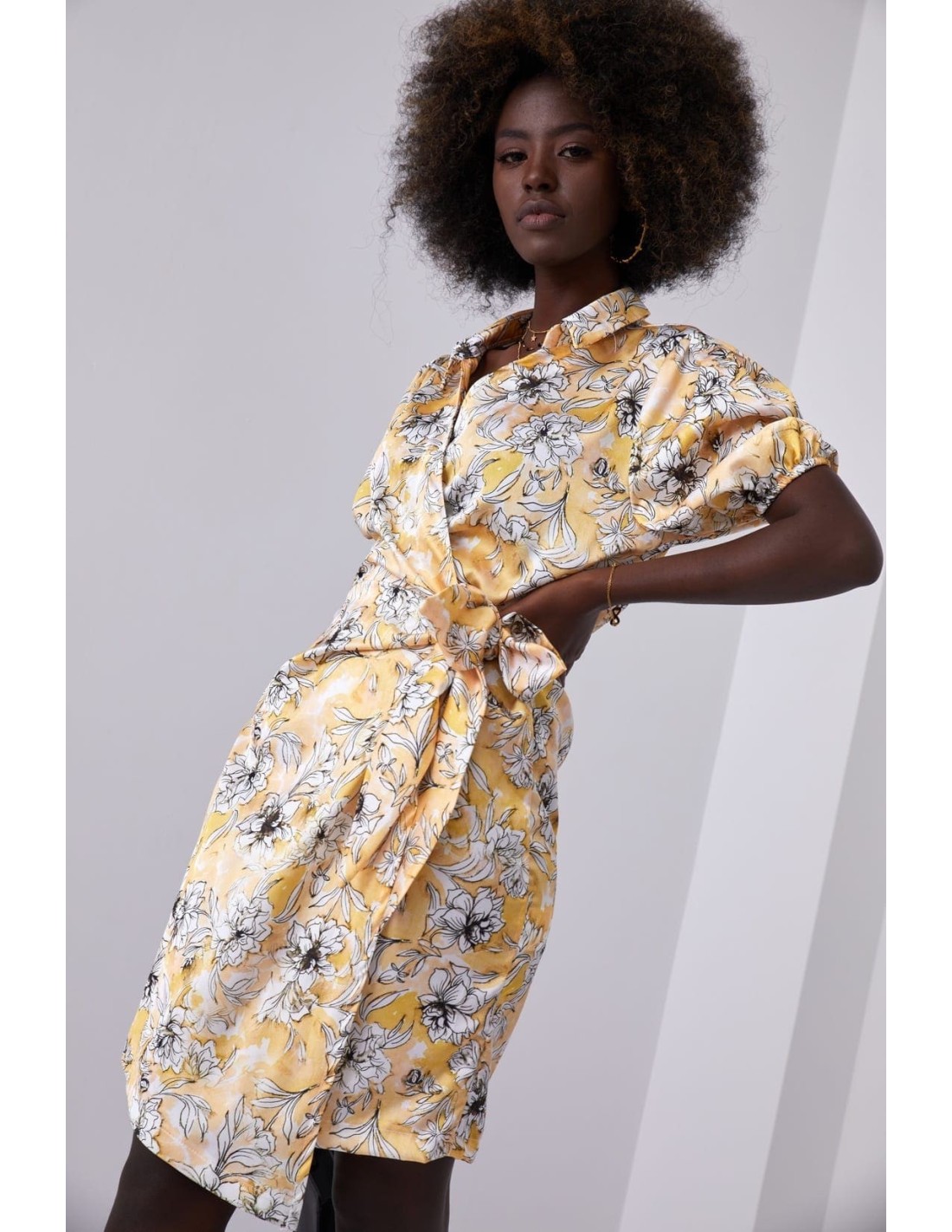 Floral print wrap dress with a collar, yellow FG638 - Online store - Boutique